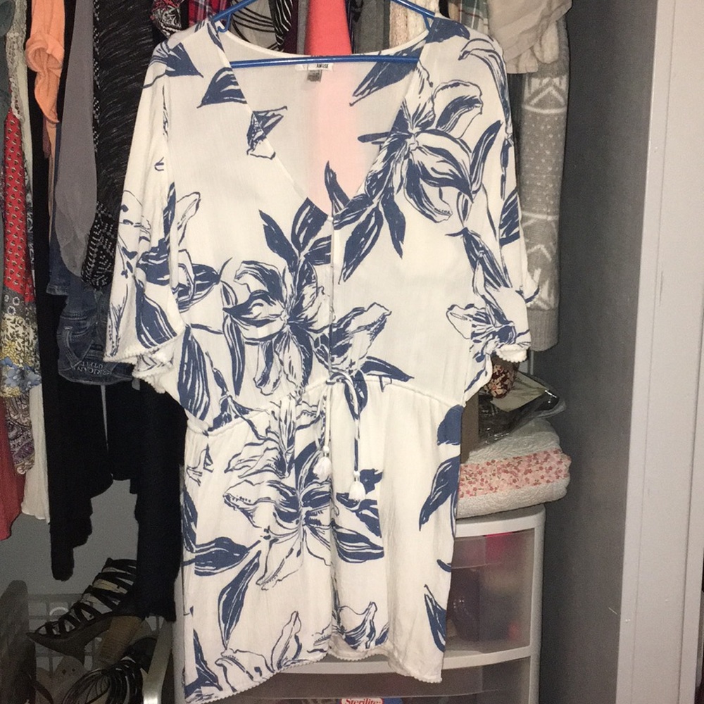 Cute beach dress cover up